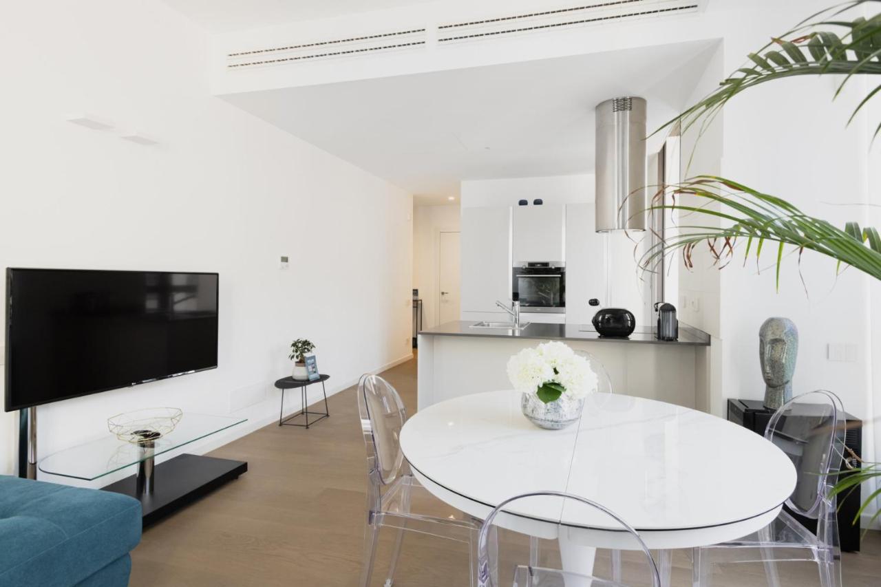 Easylife - Lussuosa Dimora Con Rooftop Condominiale Vista Duomo 米兰 外观 照片